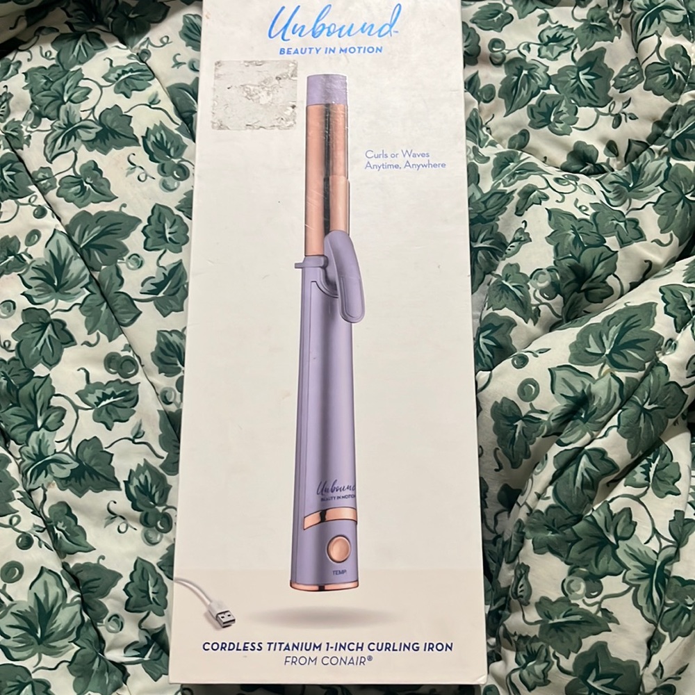 conair cordless Curling iron :)